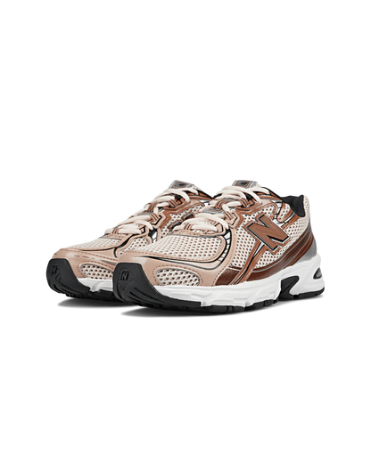 NEW BALANCE 740 BEIGE