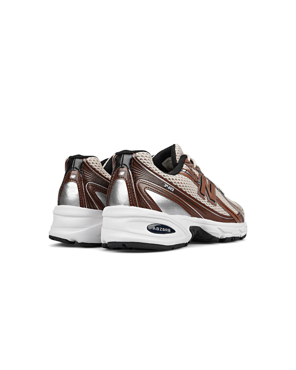 NEW BALANCE 740 BEIGE