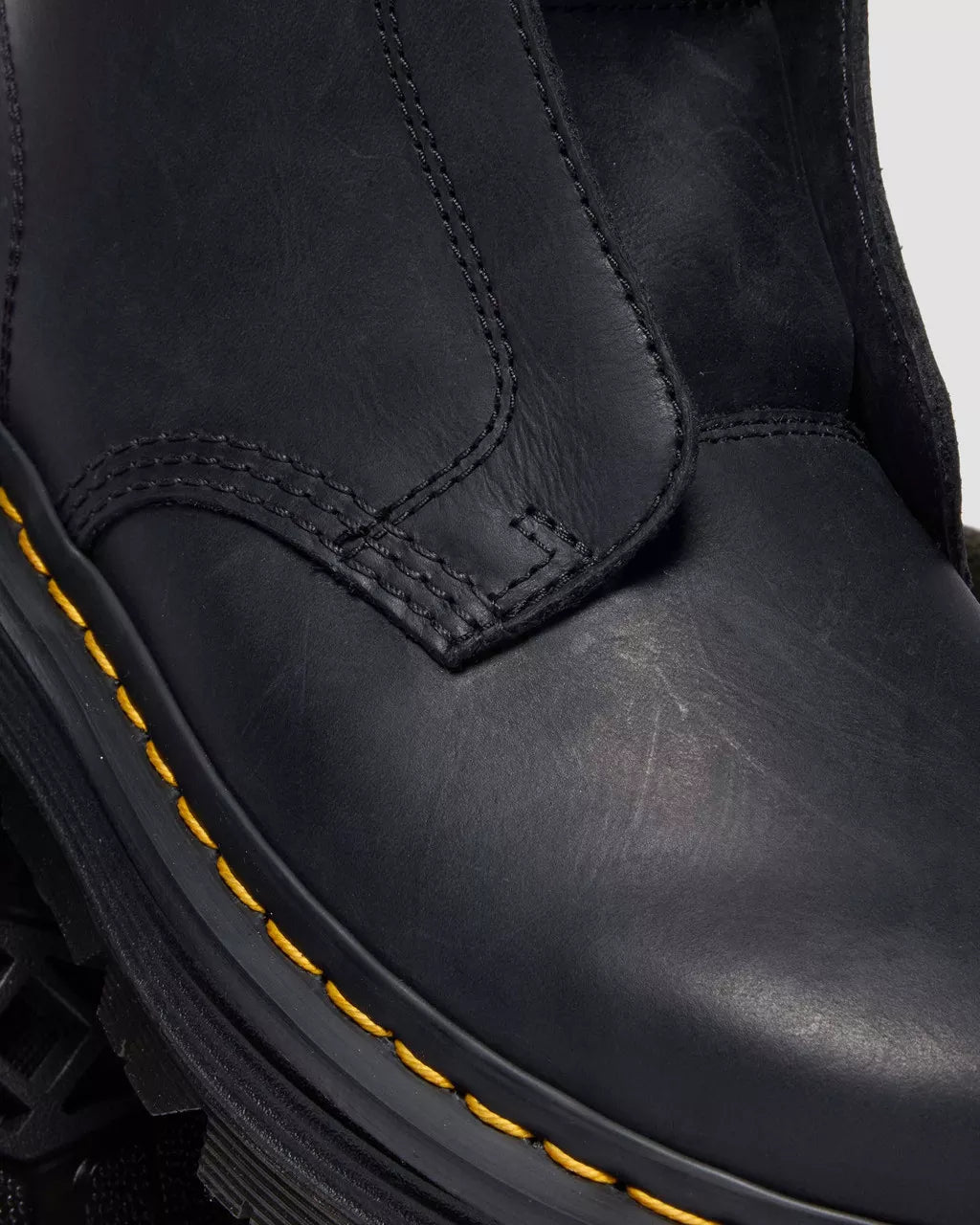 DR. MARTENS ZEBZAG LACELESS