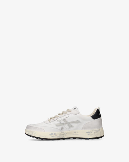 NOUS 7233 White