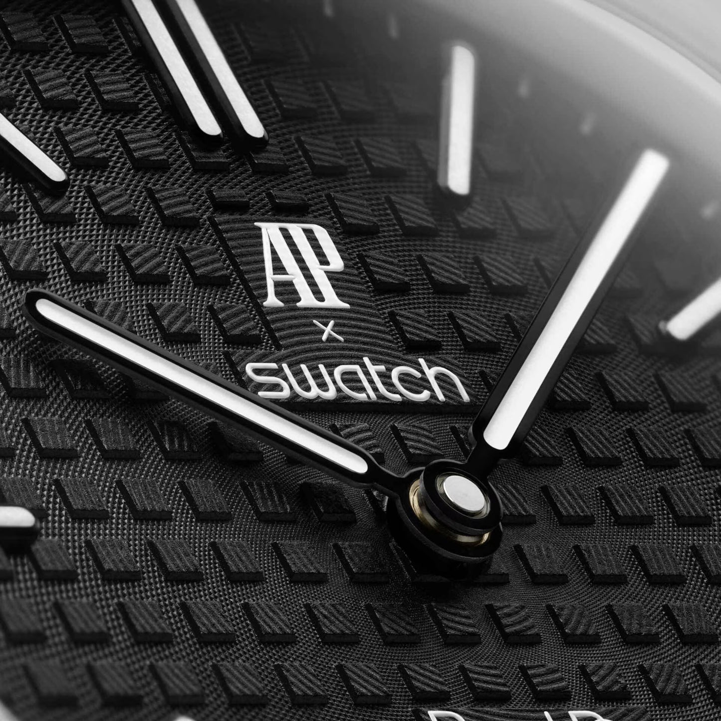 AUDEMARS PIGUET x SWATCH OCHO NEGRO