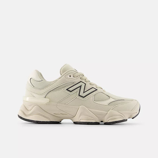 NEW BALANCE 9060 Beige